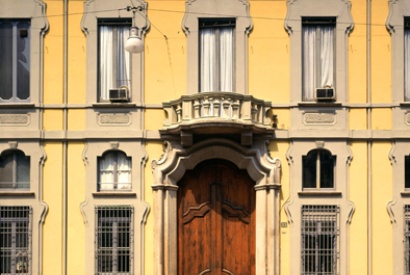 Palazzo-Isimbardi-Ingresso-donore