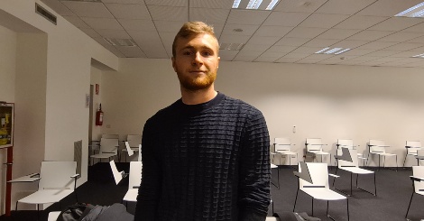 “Alleniamo l’uguaglianza”: intervista a Tommaso Pobega